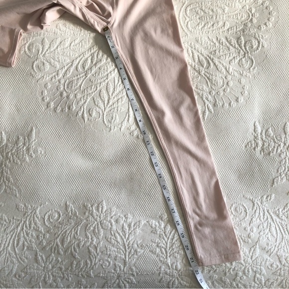 NWT Roots Kids Essential Leggings in Hushed Violet - size small (5-6 Years) - Picture 13 of 16